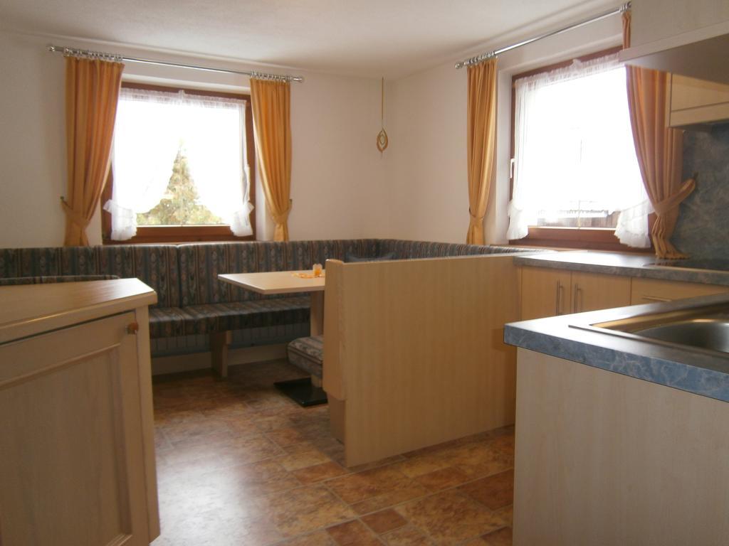 Haus Wiesenheim Fw Oetztal Langenfeld Room photo