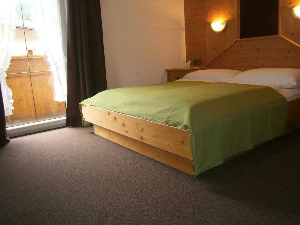 Haus Wiesenheim Fw Oetztal Langenfeld Exterior photo